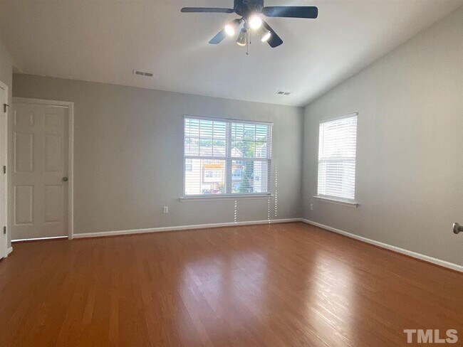 Photo - 3 Bedroom Townhome for Rent Apex
