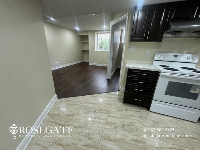Photo - Spacious 3-Bedroom Basement Apartment with In-Unit Laundry – Brampton Unit 2