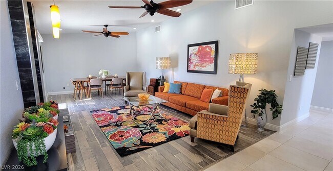 Photo - 3327 Seminole Cir