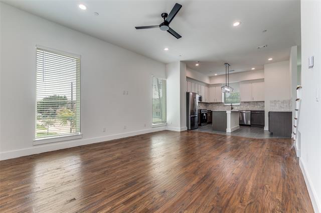 Photo - 4519 San Jacinto St Unit 106