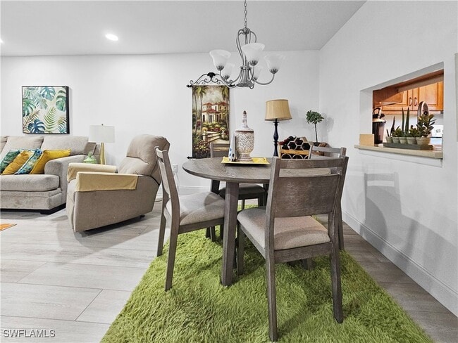 Photo - 1700 Pine Valley Dr Unidad 118