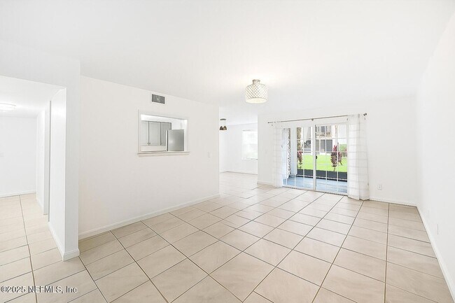 Photo - 4329 Plaza Gate Ln S Unit 101