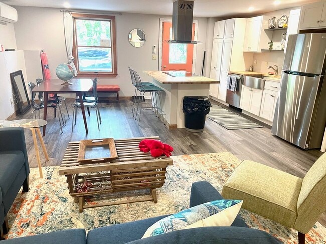 Photo - 61 Cumberland St