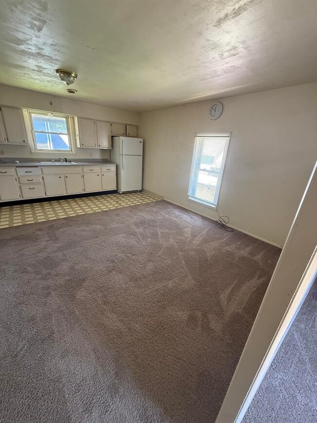 533 W Cherry St, Lancaster, WI 53813