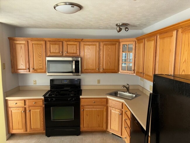 Photo - 95 Green Briar Rd