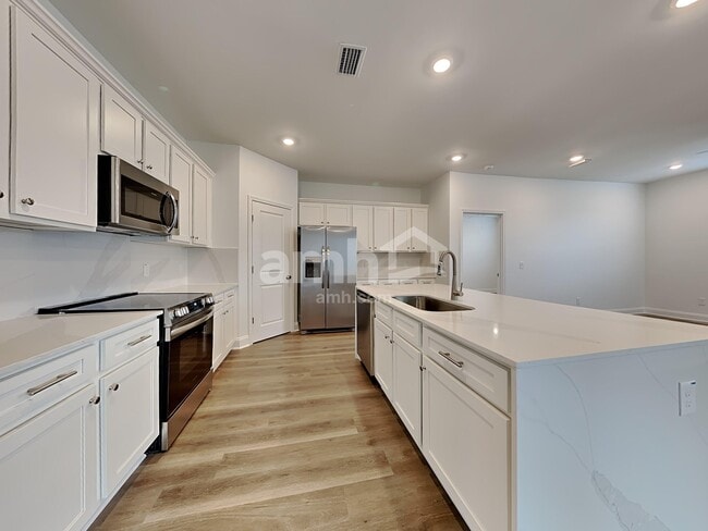 Photo - 147 Bee Tree Blvd