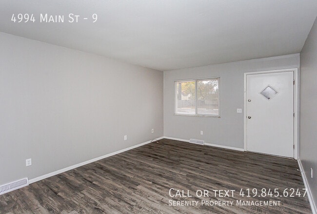 Photo - 4994 Main St Unit 9