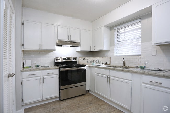 3BR, 2.5BA, 1,510 SF