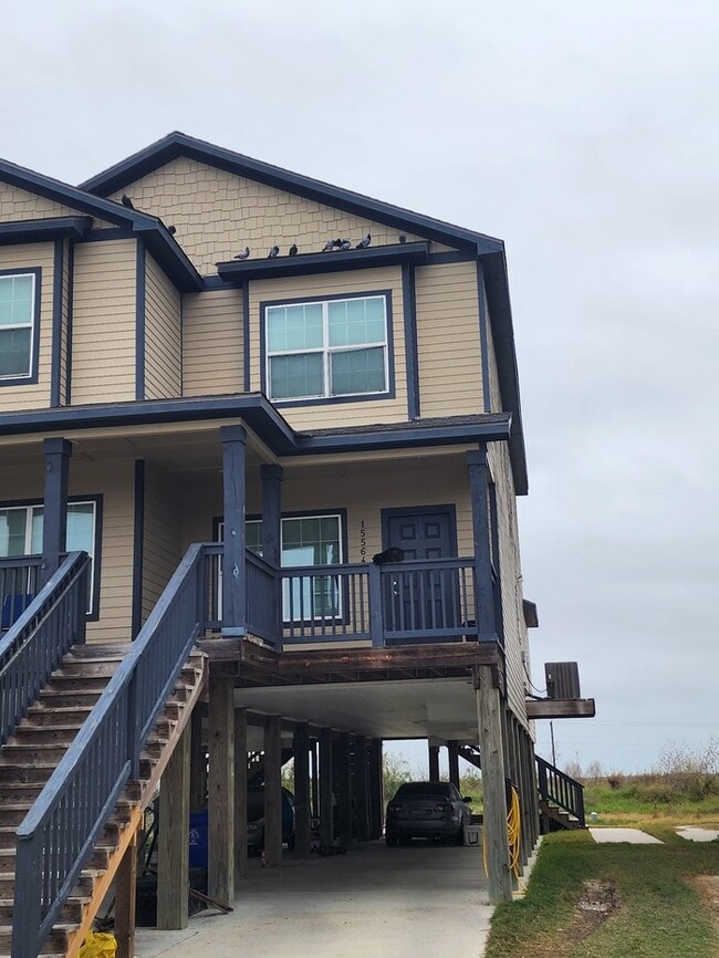 Photo - 4/2/2 Townhome
