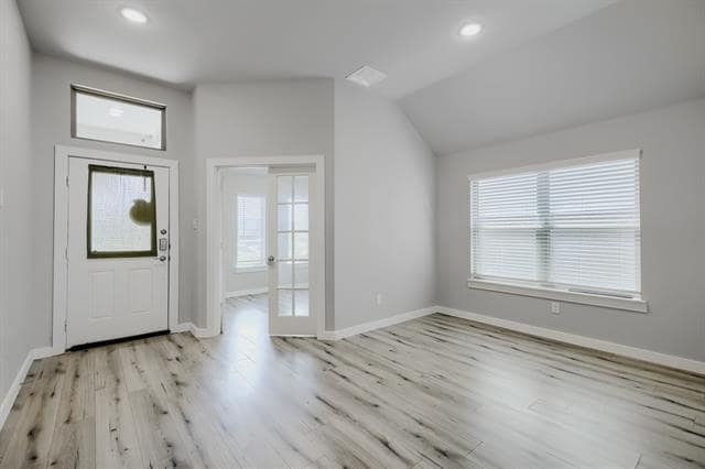 Photo - 114 Mandarin St