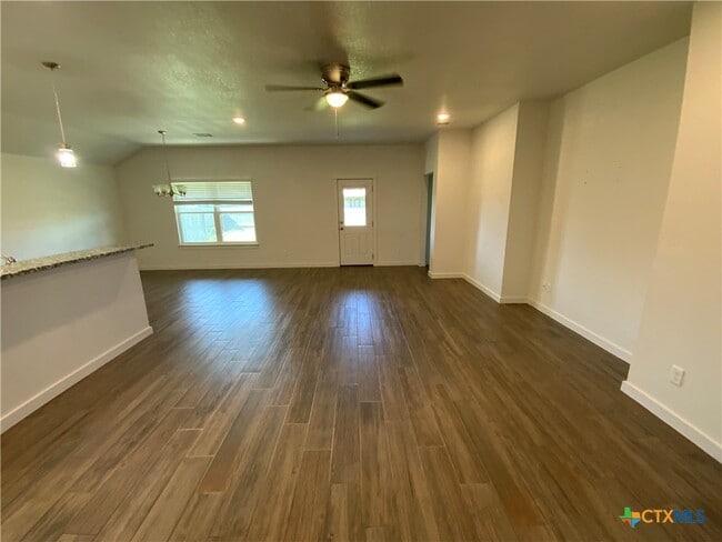 Photo - 1511 Fiddle Wood Wy