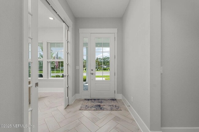 Photo - 40 Blue Hampton Dr