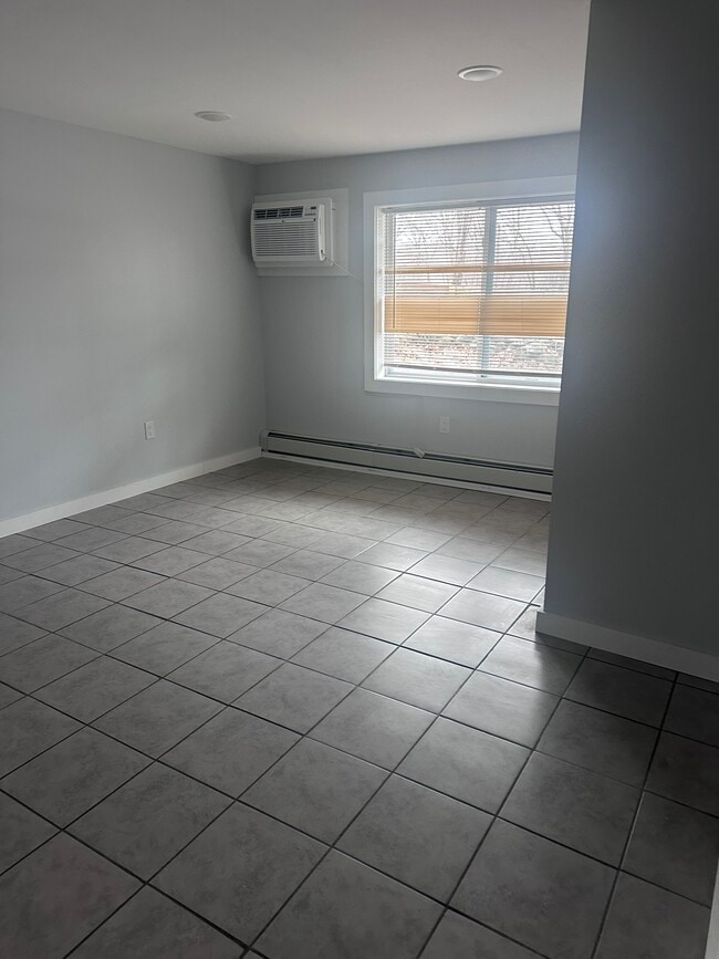 Photo - CoveView Apartments