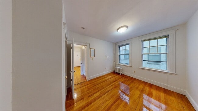 Photo - 32 Sidlaw Rd Unit 7