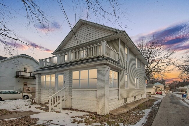 NW 2BR Upper - NW 2BR Upper Apartamento Unidad 2