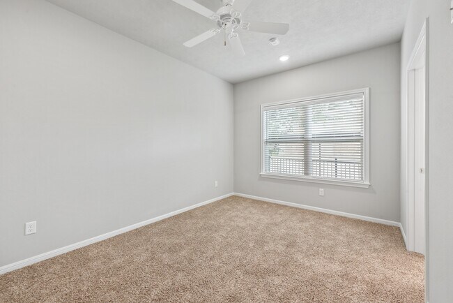 Photo - 1326 Prairie Dr Unit 1214
