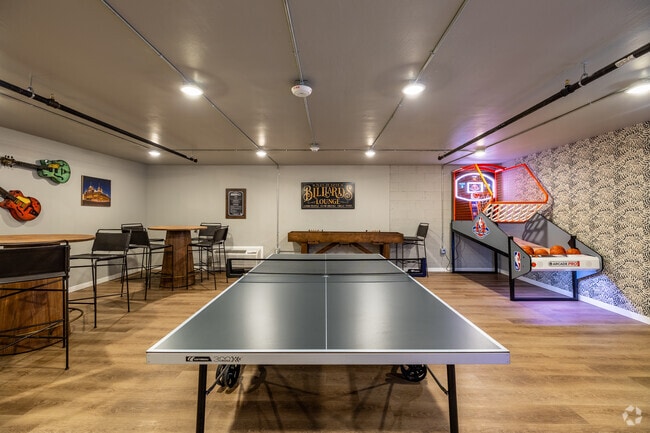 Billards Room - Flats on Havens