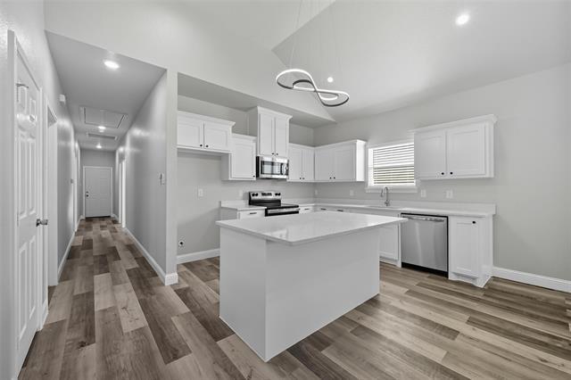 Photo - 3200 Poplar Ave