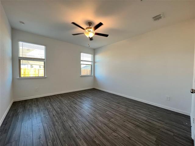 Photo - 412 Petty Wy