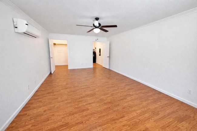 Photo - 53 Laney Ln Unit B