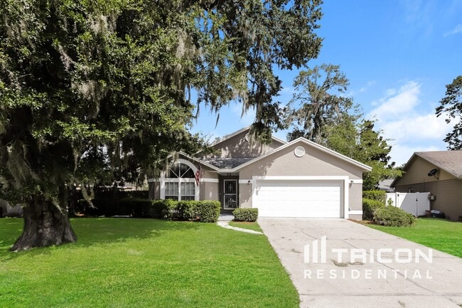 Building Photo - 3910 Creek Woods Dr