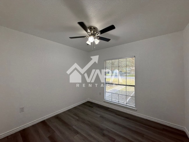Photo - 12917 Waynesboro St