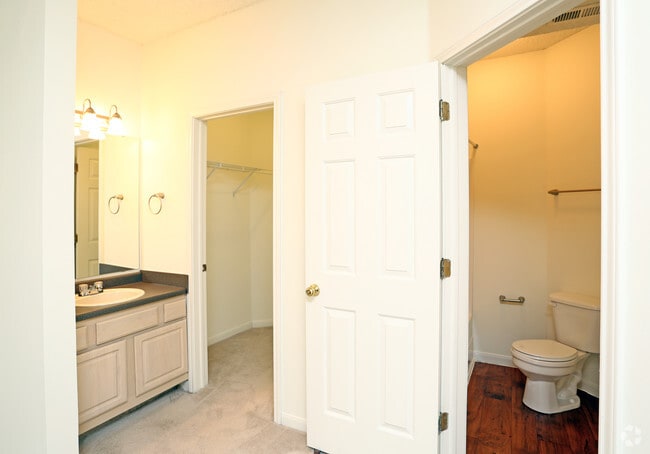 Baño - Steeplechase on Maple