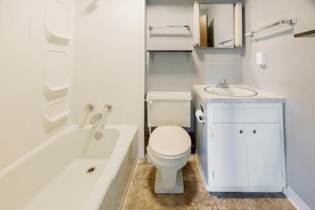 Photo - 1218 Cedar St