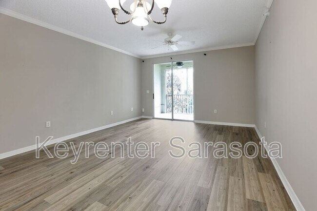 Photo - 5700 Bentgrass Dr