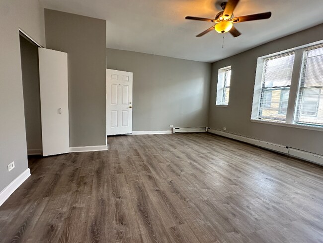 Photo - 5645-5657 W Washington Blvd Unidad 5657-3S