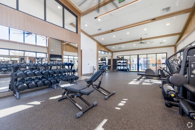 Centro de fitness con terraza al aire libre
