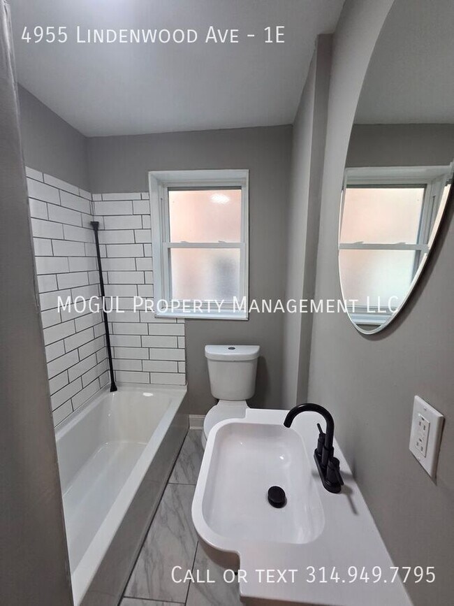 Photo - 4955 Lindenwood Ave Unidad 1E