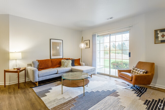 2HAB, 2BA - 1050 ft², de lujo - Lakeshore Village Apartments