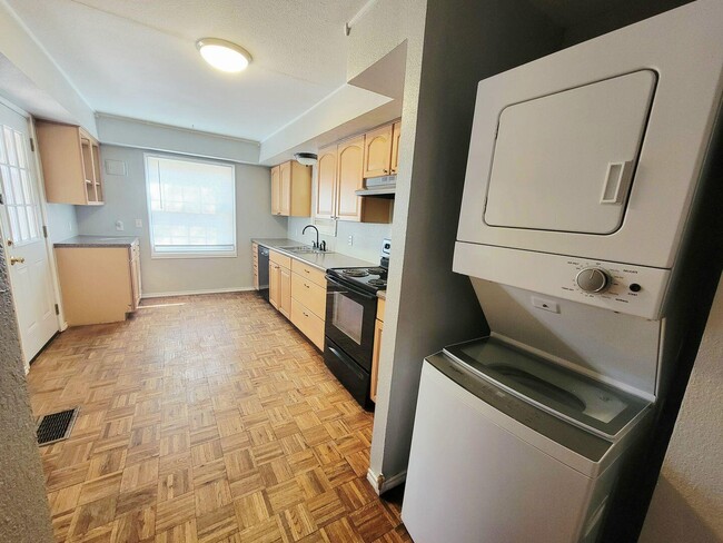 Photo - 2003 16th St