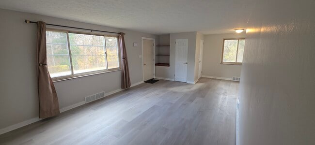 Photo - 5 McMichael Rd