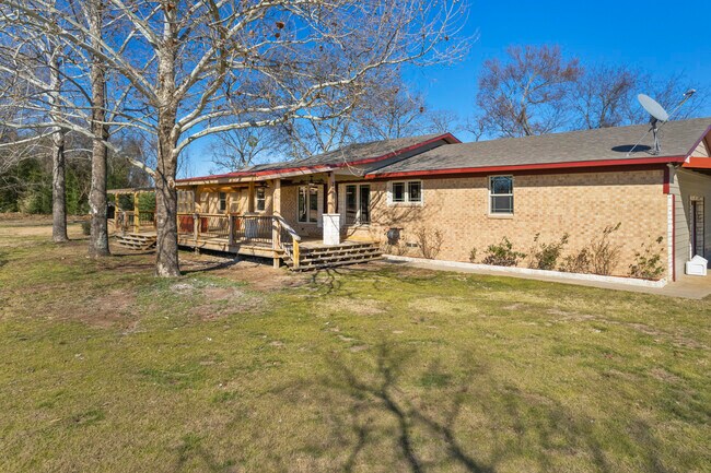 278 County Rd 2415