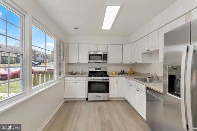 Photo - 1132 James Madison Cir