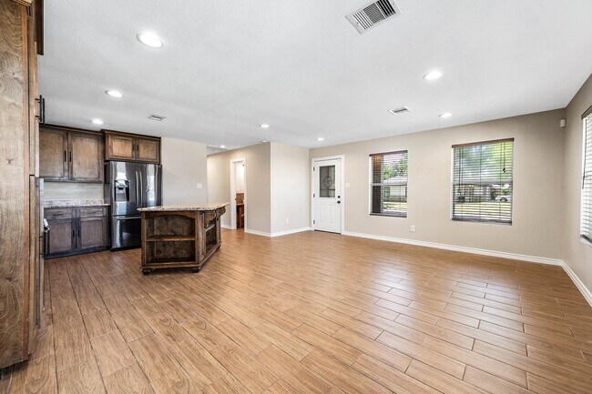 1603 Patrick St