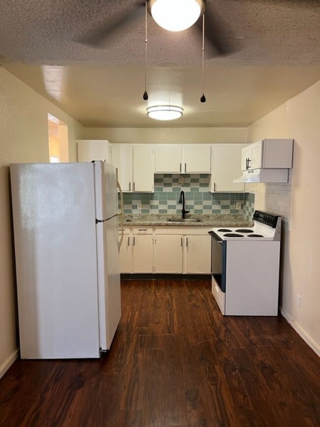 85-869 Piliuka Place
