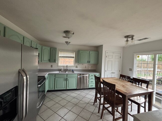 Photo - 257 Masterson Station Dr