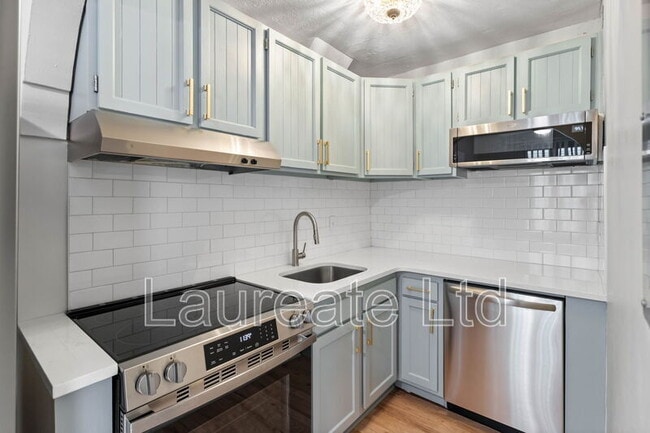 Photo - 1050 N Pearl St Unidad #303