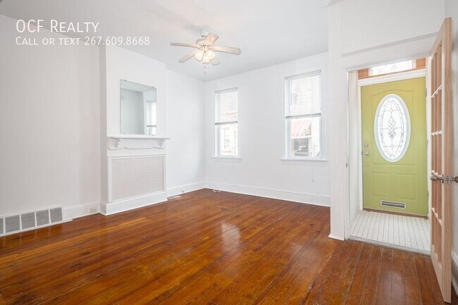 Photo - 2214 Latona St