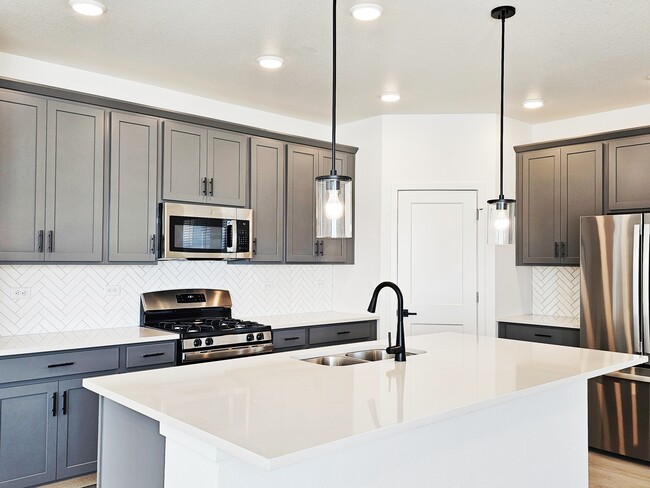 Photo - 21470 E 58th Ave