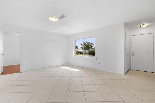 Photo - 2814 20th Ave Dr W