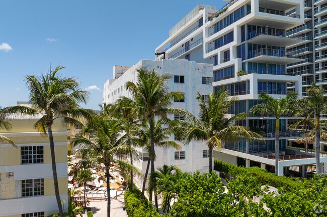 Photo - 3621 Collins Ave