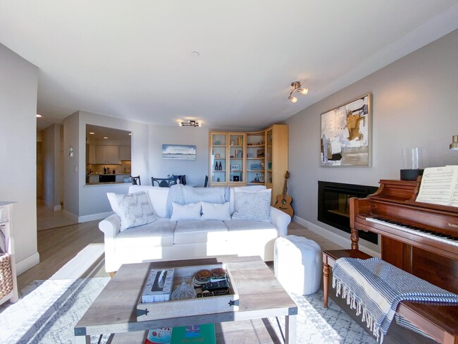 Photo - 601 N Segoe Rd Unit 404