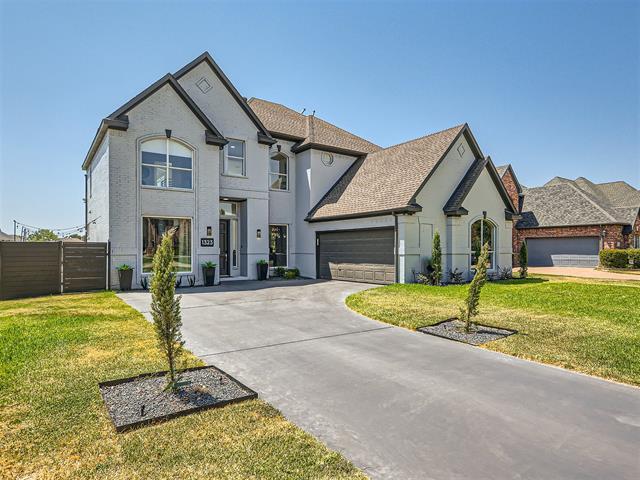 Photo - 1323 Bradford Dr