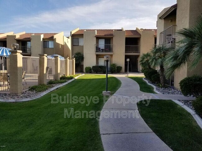 Photo - 1111 E University Dr Unidad #237