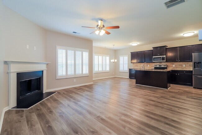 Photo - 371 Stable View Loop