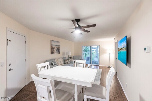 Photo - 6775 Lake McGregor Cir